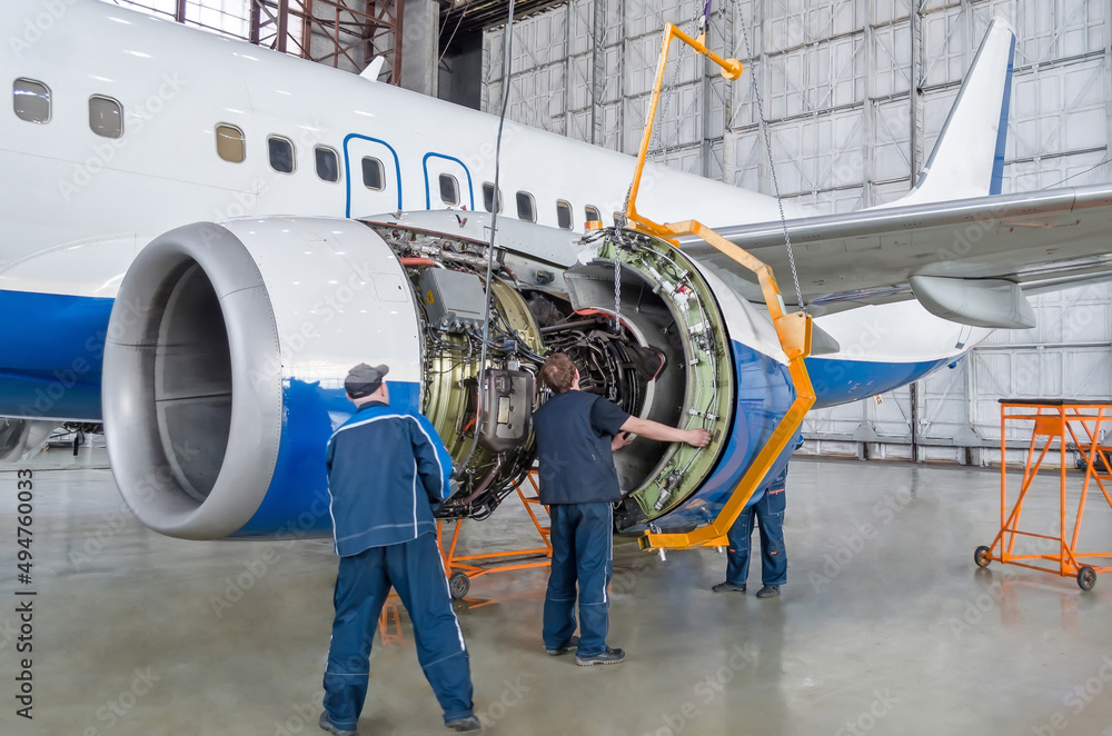 Aircraft engine maintenance